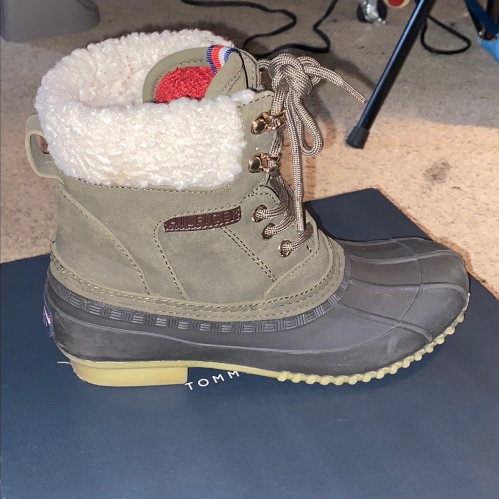 Tommy Hilfiger rain boots